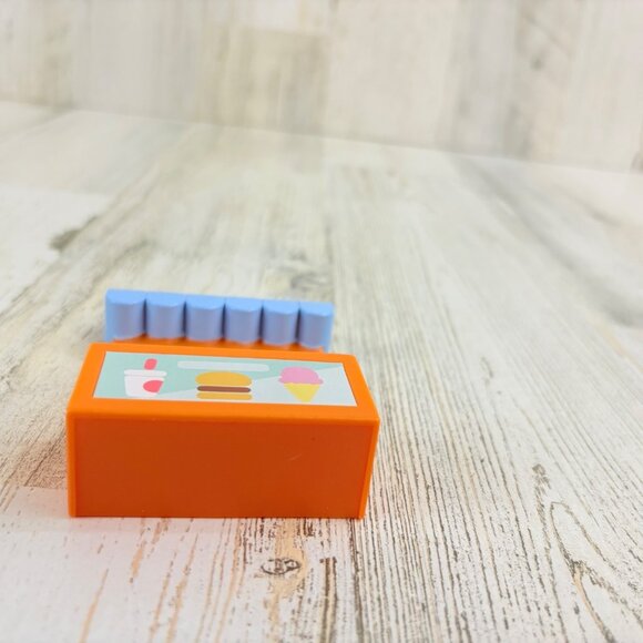 Bluey Food Trays Stand Ice Cream Sign Board LOT Snack Markets Figure Playset NEW - Picture 10 of 16